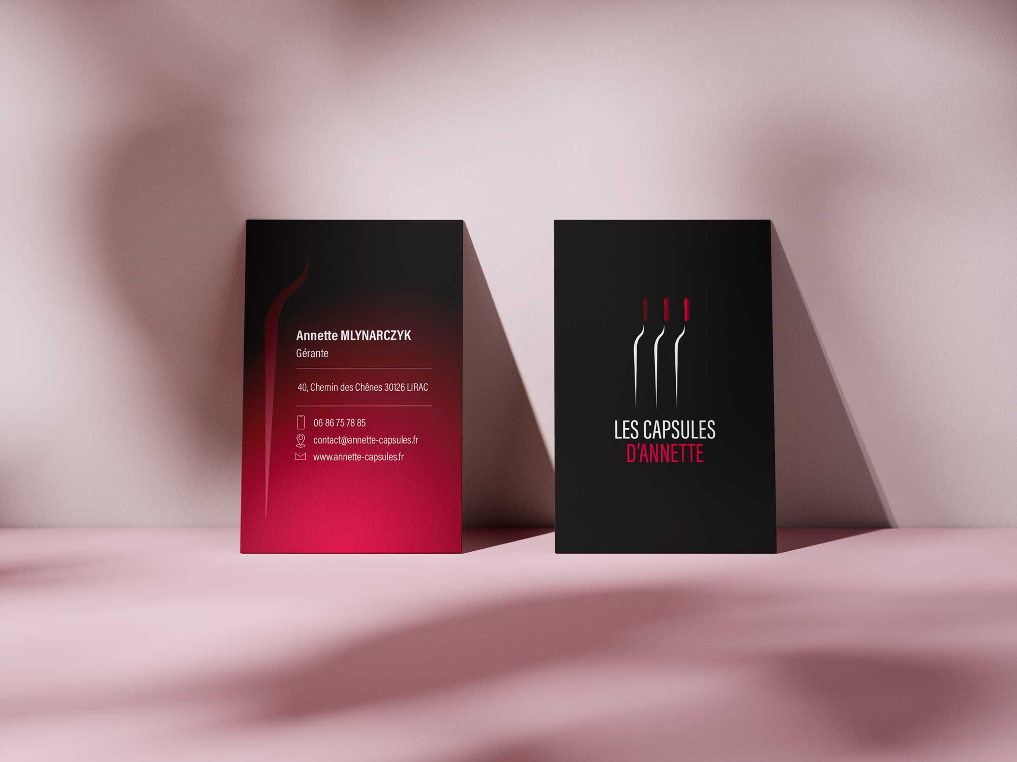 Free_Business_Card_Mockup_3